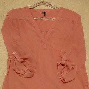 v-neck top, button sleeves, machine wash